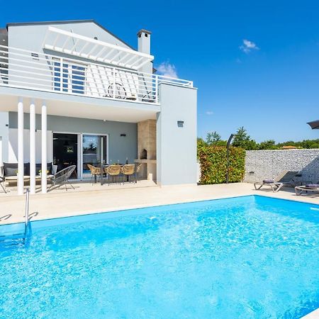 Villa Ovis Peresiji Esterno foto