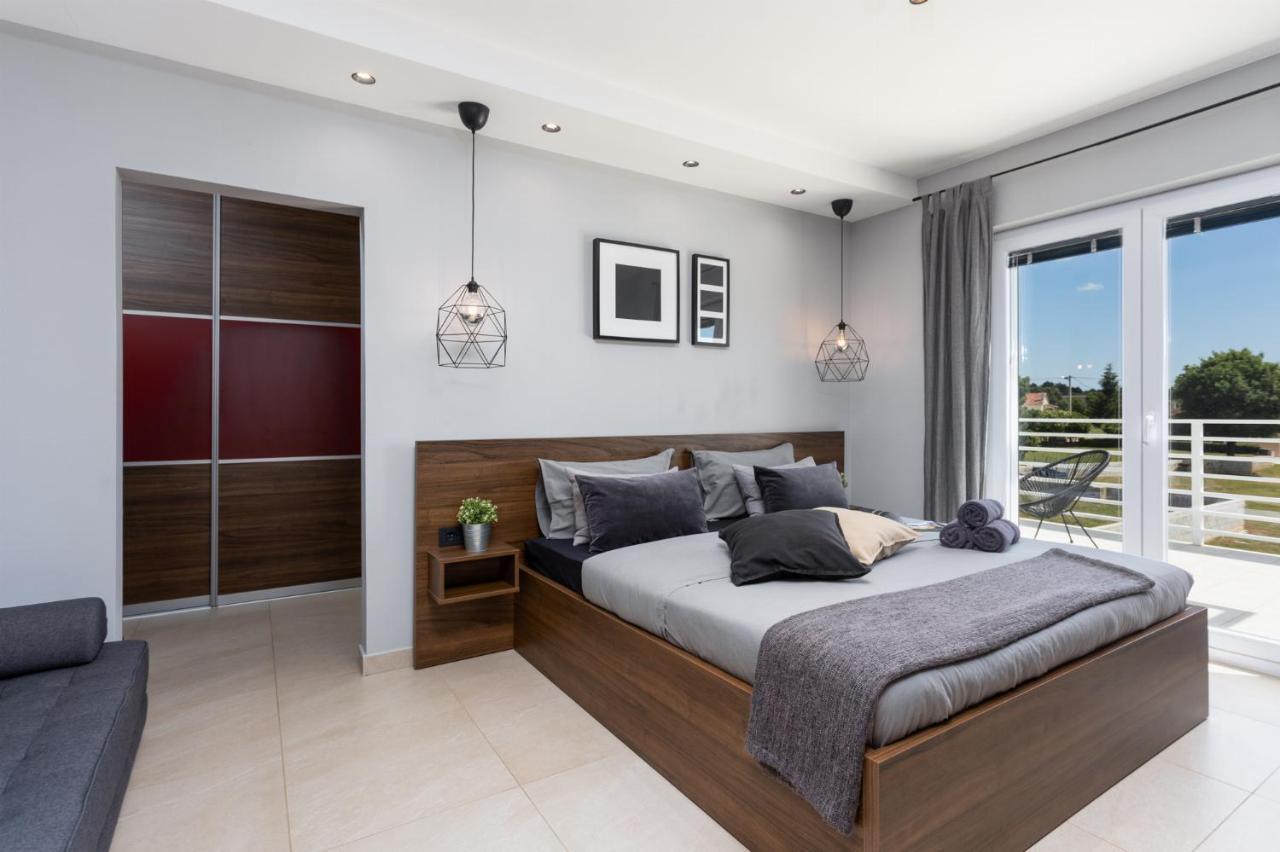 Villa Ovis Peresiji Esterno foto
